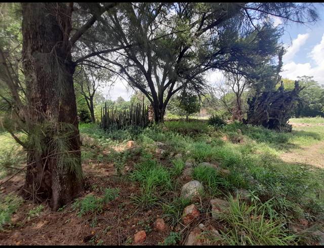 4,006M² VACANT LAND FOR SALE IN HIGHBURY